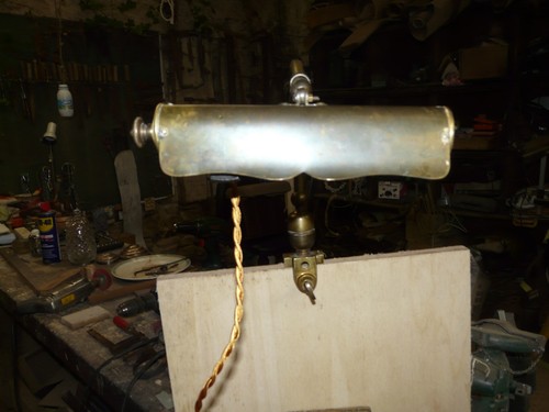 Lampe ancienne pour piano